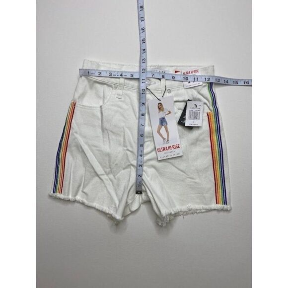 Celebrity‎ Pink Jean Shorts 3 White Juniors' Rainbow Stripe Stretch Raw-Hem NEW - Picture 4 of 13